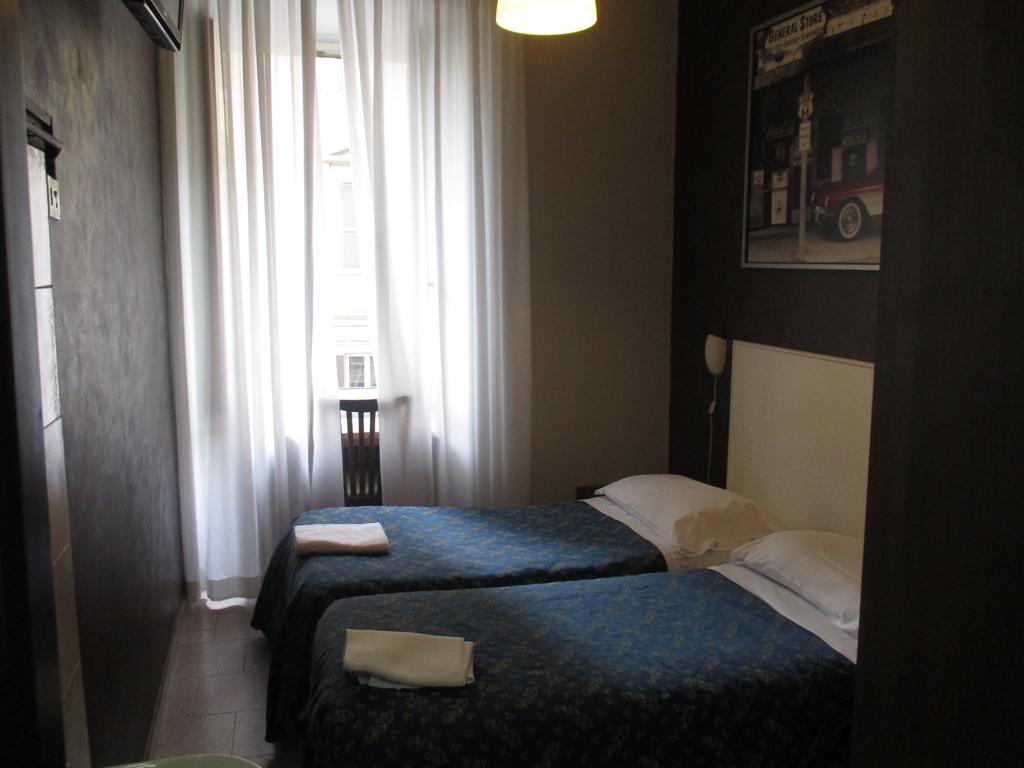 Hotel Gloria โรม ภายนอก รูปภาพ